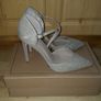 Champagne high heels Never Worn Image 3