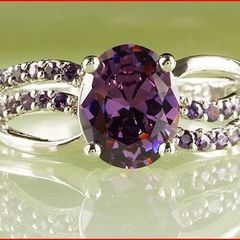 Ring (Size 10)