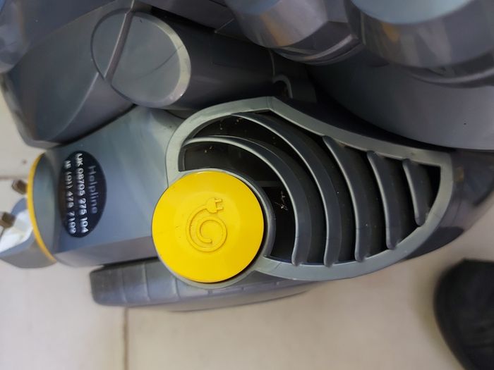 DYSON DC08, in excellent condition, Great suction