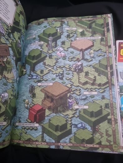 Minecraft: Maps : An Explorer's Guide to Minecraft by Mojang AB and The Official Minecraft Team and Cool builds in Minecraft.