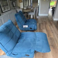 Recliner chairs