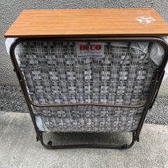 Free fold up bed