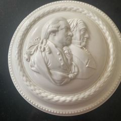 Reduced limited edition Villeroy and Boch Montclair Blanc collection piece