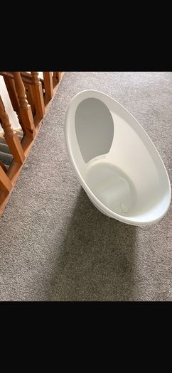 Shnuggle Baby bath