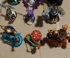 Figures Skylanders / Toys