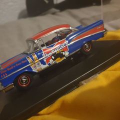 Budweiser Dinky 1957 Die.cast Model chevrolet belair 1.43 scale