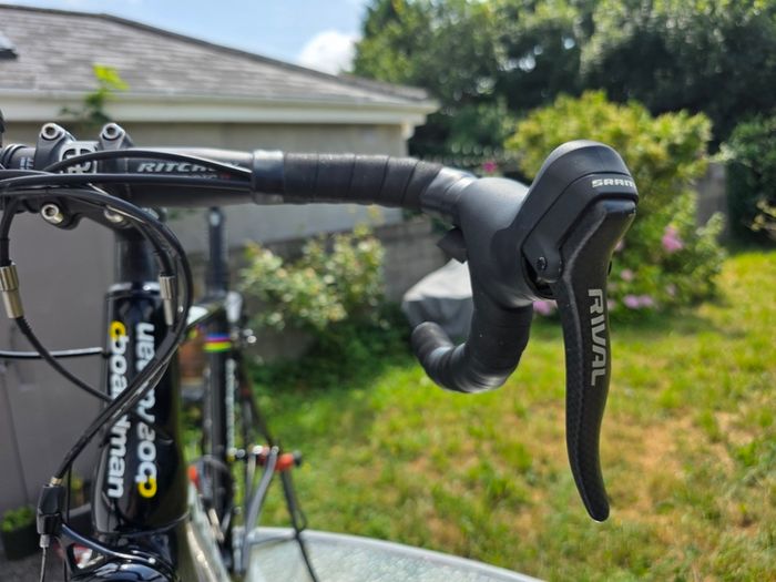 Boardman Team Carbon Full Carbon Bile