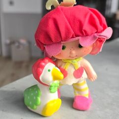 Cherry Cuddler with Pet Gooseberry the Goose Strawberry Shortcake Doll AGC Kenner 1979 Vintage same Era as MLP G1 My Little