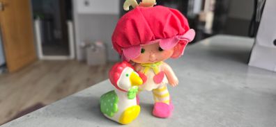 Cherry Cuddler with Pet Gooseberry the Goose Strawberry Shortcake Doll AGC Kenner 1979 Vintage same Era as MLP G1 My Little