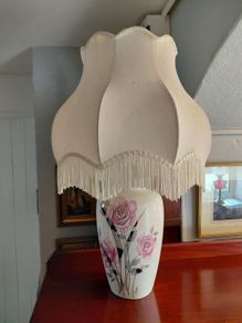 Table lamp