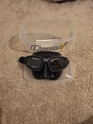 diving mask