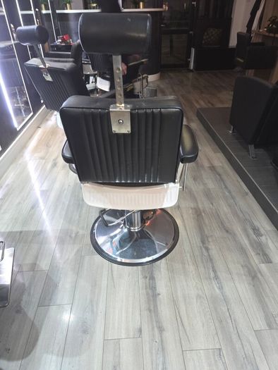 Barber Chairs