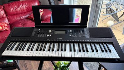 Yamaha PSR-E363