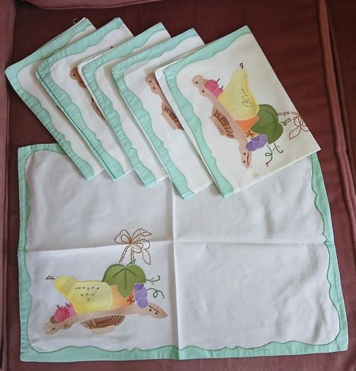 Luxury set of tablecloths for party
