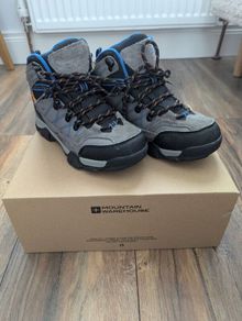 Kids Mountain Warehouse Walking Boots Size 2