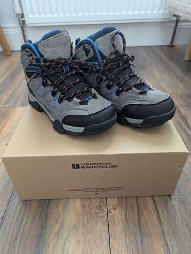 Kids Mountain Warehouse Walking Boots Size 2