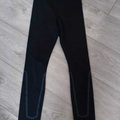 Kipsta black sports leggings - age 10 years
