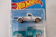 Hot Wheels 2 pack, new.