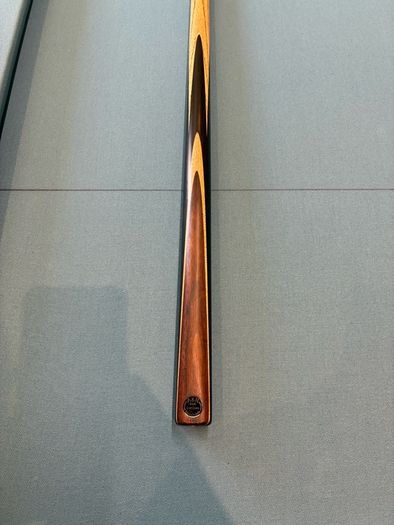 A&R handmade cue