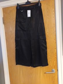 Stradivarius  Black Silk  Look Skirt.  S.M - 12.    B.N.W.T