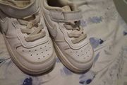 Toddler girls Nike trainers size 5.5UK