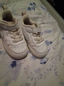 Toddler girls Nike trainers size 5.5UK