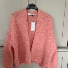 Knitwear designer Knit-Ted mixed fabric wool and alpaca and acrylic soft cardigan in a candy pink colour BRAND NEW