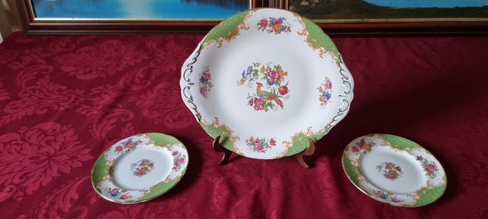 For Collectors Antique 3 Piece Paragon Rockingham Bone China Gold Gilt Cabinet Eared Cake Plate And Bread And Butter Set Made In England
