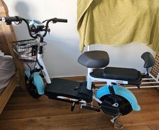 2 bikes left brand new emoped 25km max speed scooter type