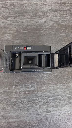 Halina AF810 DX 35mm Point and Shoot Vintage Camera