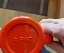 1 Pint Oil Can