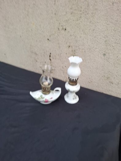 By post only 2 small oil lamp