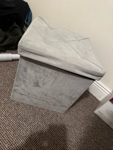 Cube storage box
