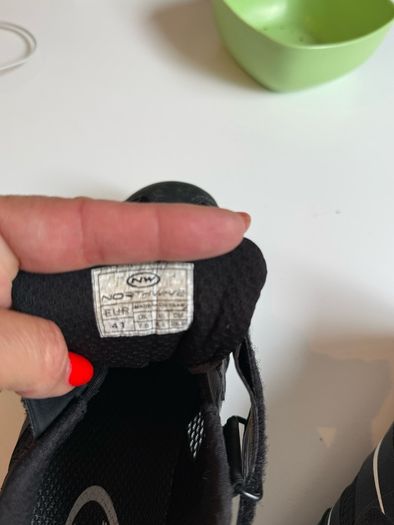 cycling shoes