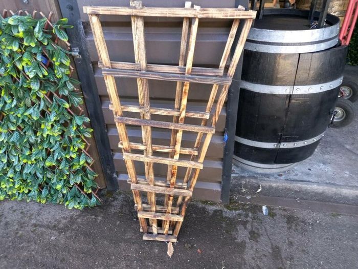 Quarter barrel planters