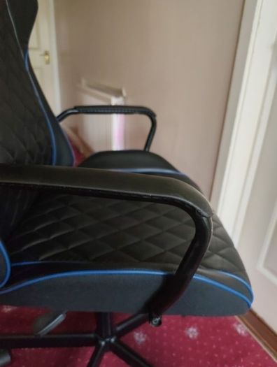 Gaming chair