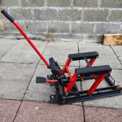 Motorcycle Hydraulic Jack.