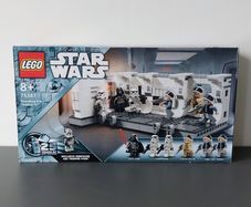 LEGO Star Wars 75387 - Boarding the Tantive IV