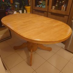 Adjustable wooden table (feet loose)