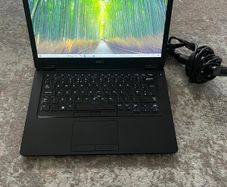 Laptop Dell Latitude E5490