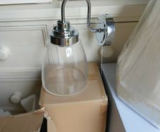 Bathroom light fitting