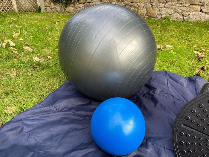 Fitness training equipment