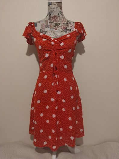 Qed London Floral Dress, New With Tags
