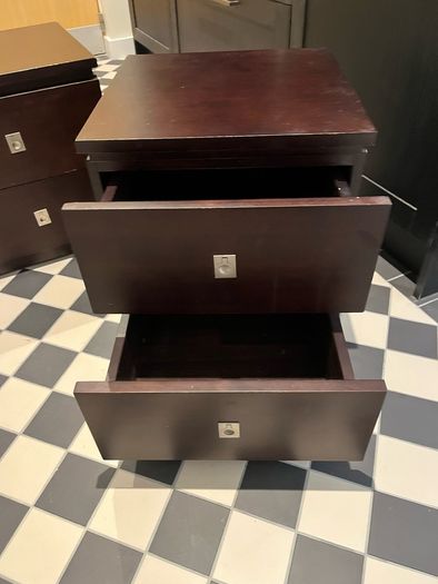 Bedside lockers