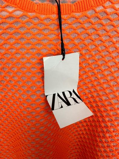 Bnwt Zara Top - S