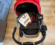 BabyJogger CitiSelect Single/Double Buggy with accessories.