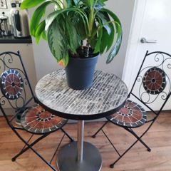 bistro set