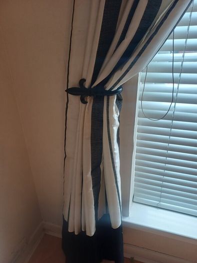 Black Metal Curtain Pole & Tiebacks