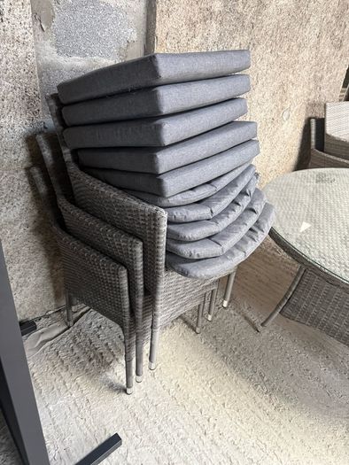 Garden table