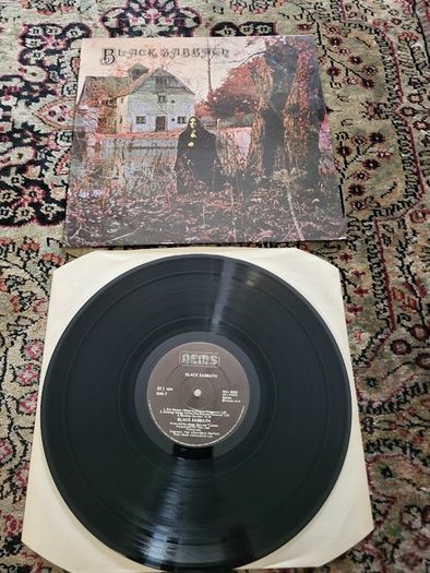Black Sabbath: Black Sabbath Irish pressing LP
